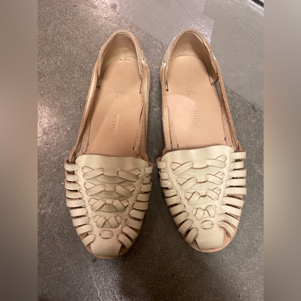 Ecuador Huarache Sandal in Bone